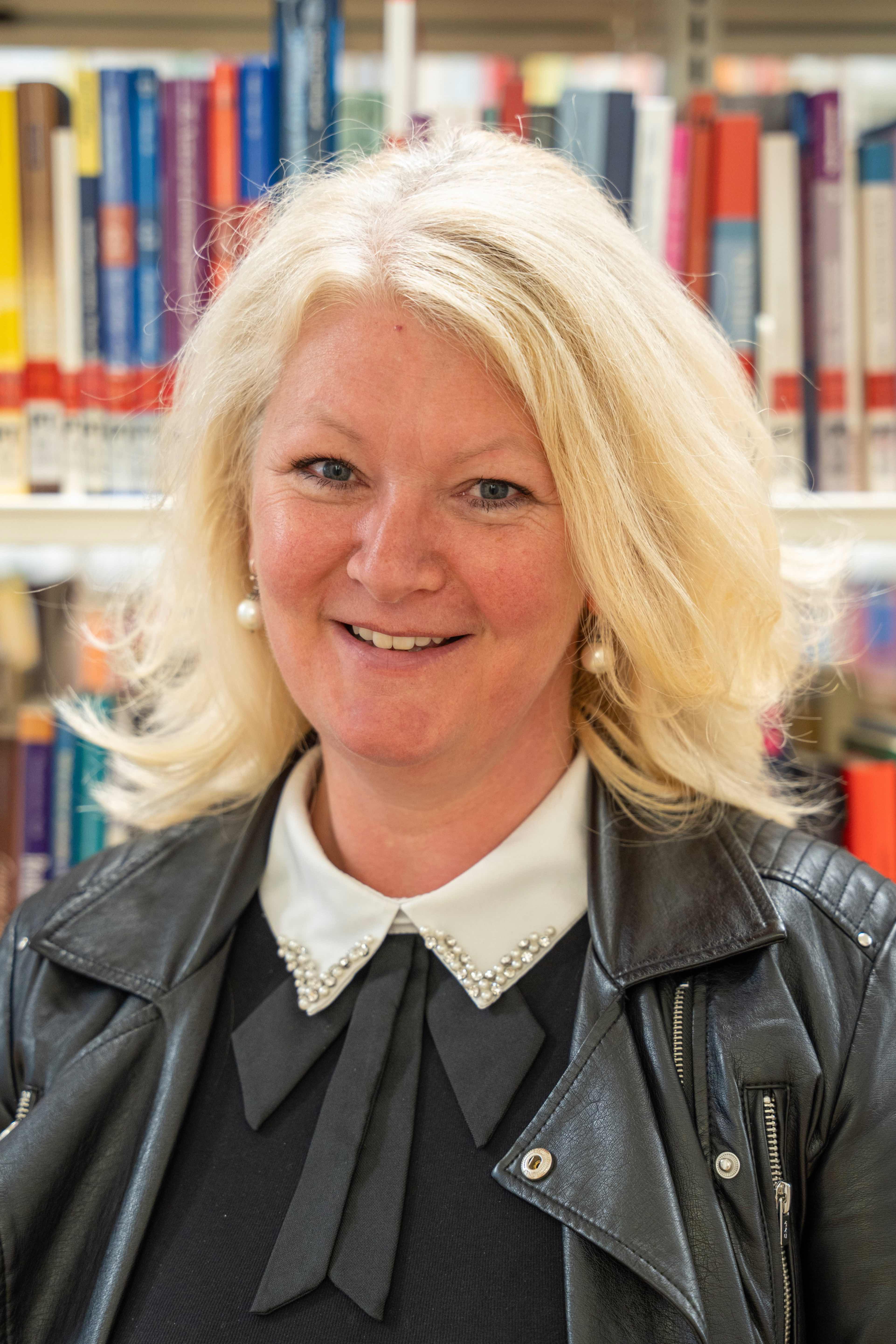  Trudy Walter